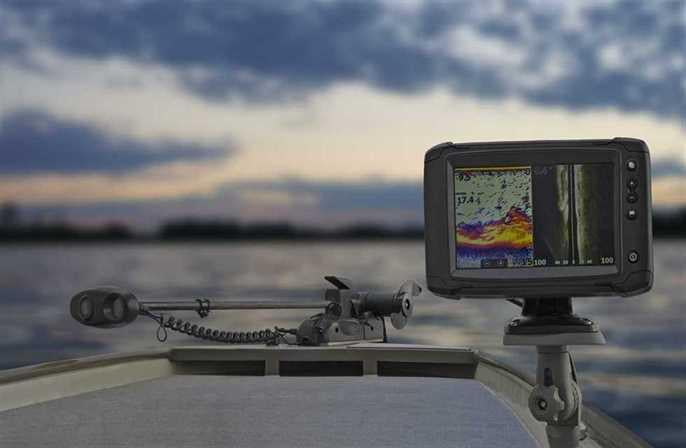 do-fish-finders-work-in-shallow-water-fish-finder-tech